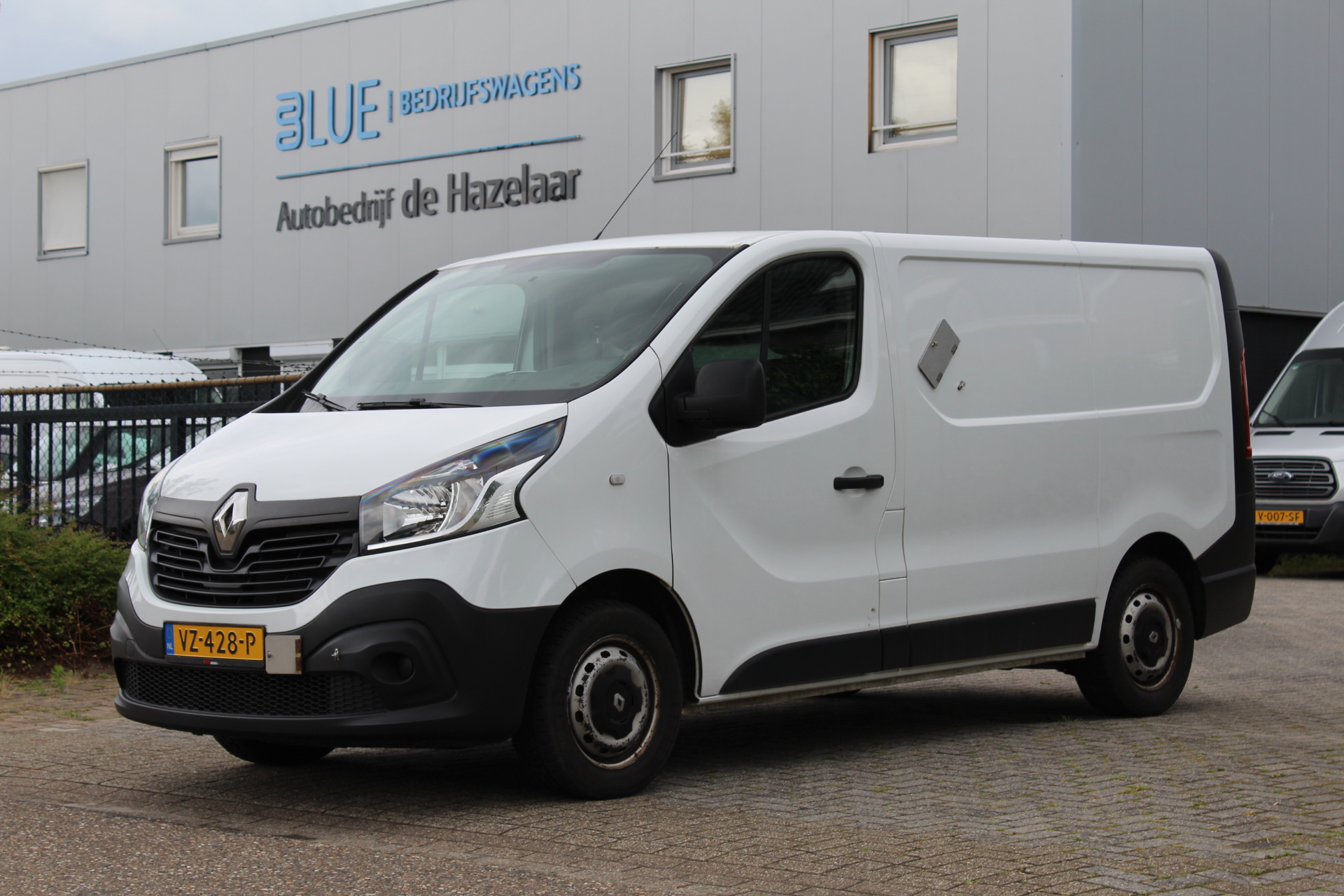 Renault Trafic 1.6 dCi 95PK Euro6 T27 L1H1 Comfort ✓airco ✓cruise ✓trekhaak ✓inrichting