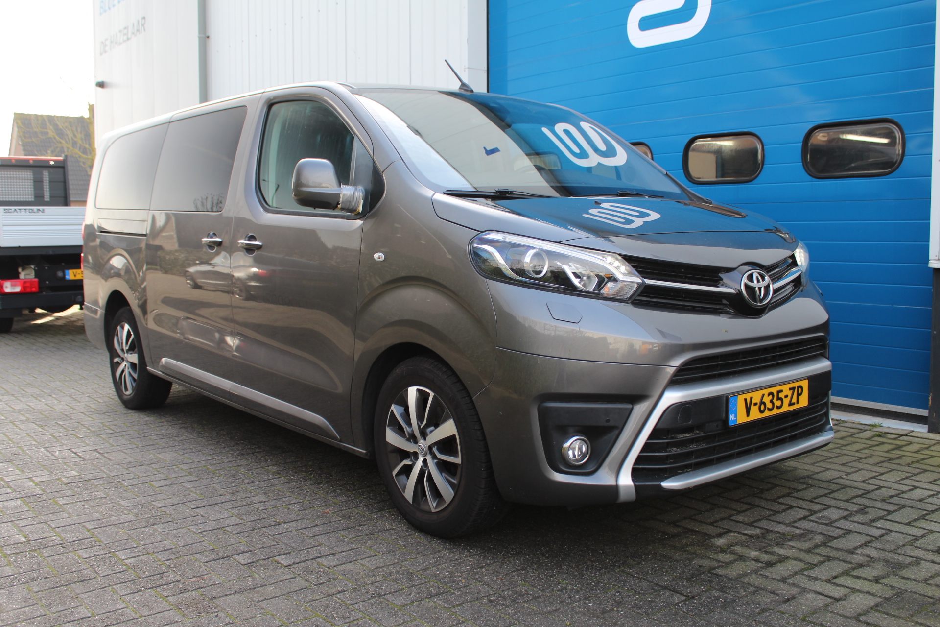 Toyota ProAce Worker 2.0 D-4D 130KW Dynamic Long DC Verso -- Automaatbak schokt -