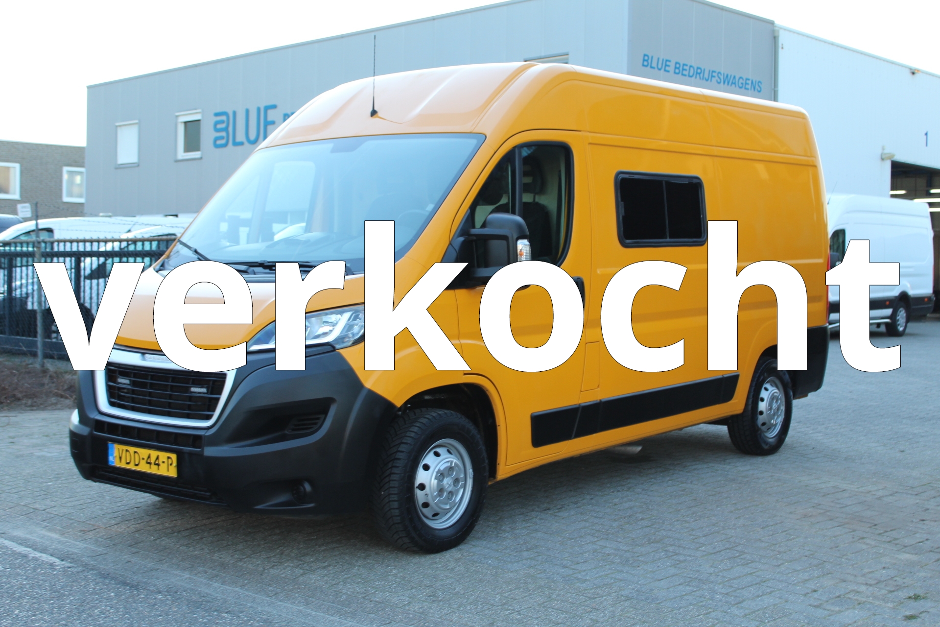 Peugeot Boxer 335 2.0 BlueHDI 130PK Euro6 L2H2 Premium -- werkplaats inrichting --