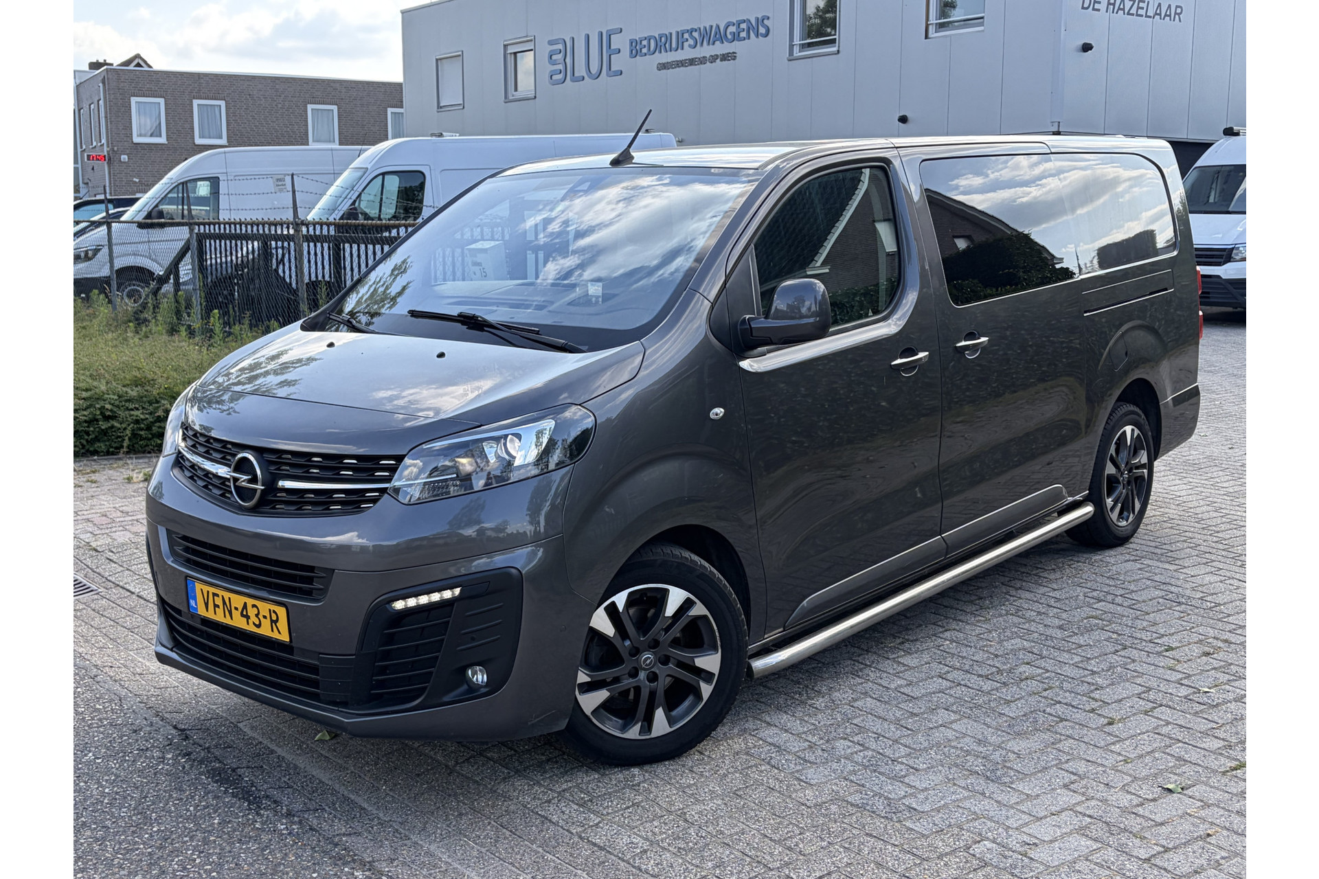 Opel Vivaro 2.0 CDTI 180PK Euro6 Aut. L3H1 DC Innovation+ ✓ dubbele cabine 6 persoons