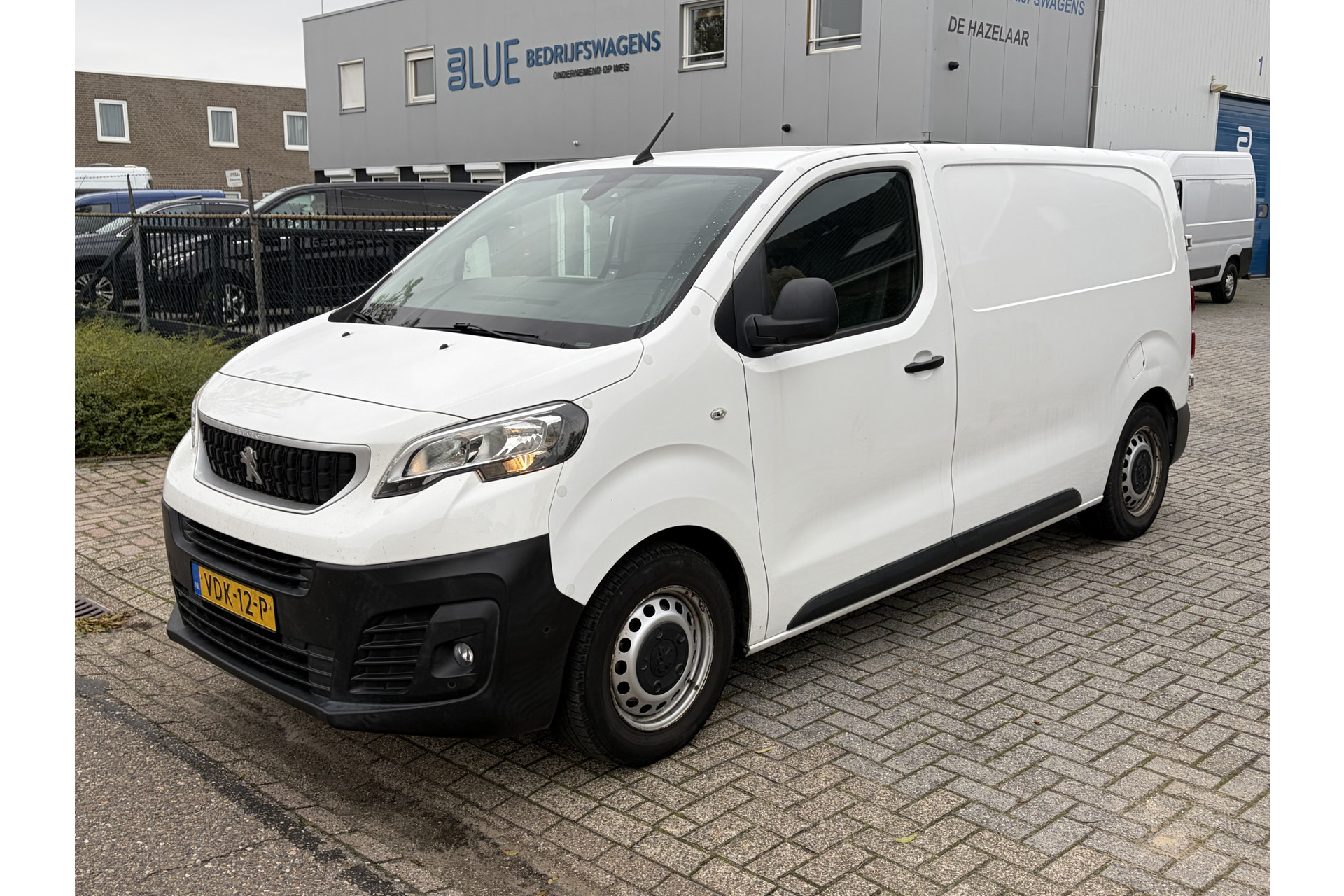 Peugeot Expert L2 1.5 BlueHDI 100PK Euro6 Standard Premium -- Export prijs --